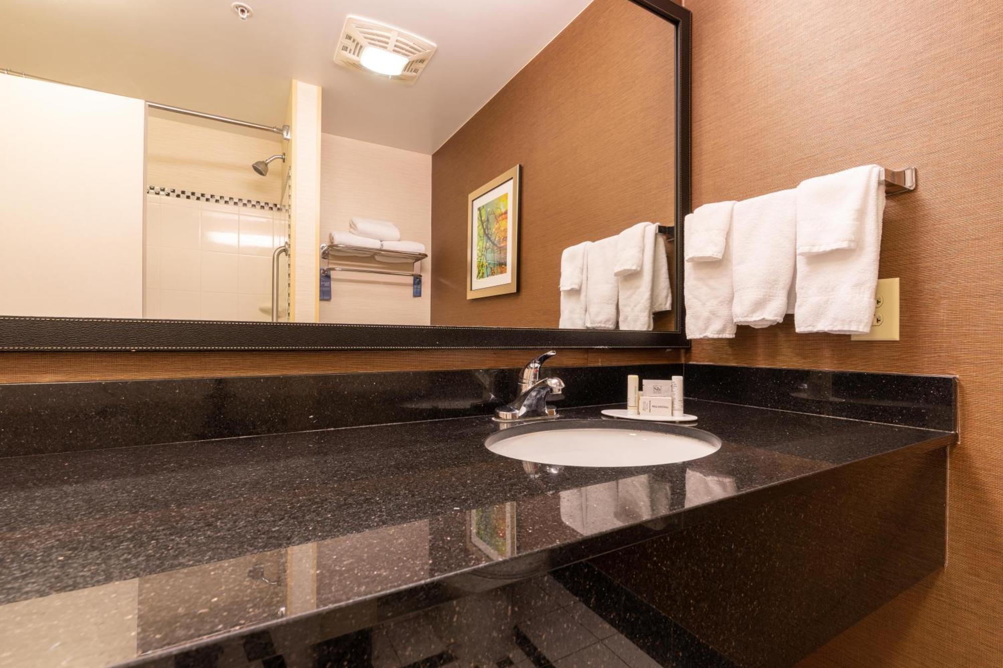 Fairfield Inn & Suites By Marriott Carlisle Buitenkant foto